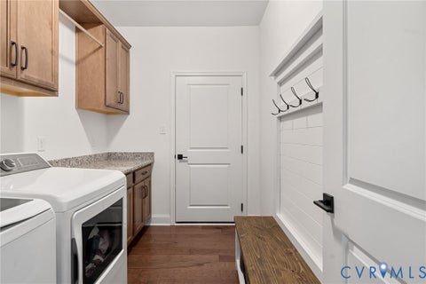 Tiny photo for 18325 Barrin Court, Moseley, VA 23120 (MLS # 2623002)