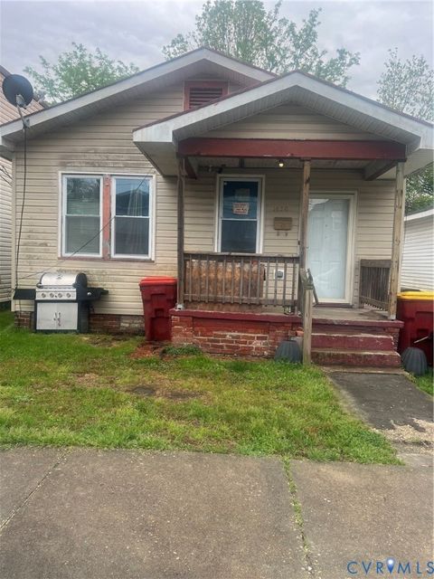 Photo of 1458 Ferndale Avenue, Petersburg, VA 23803 (MLS # 2609061)