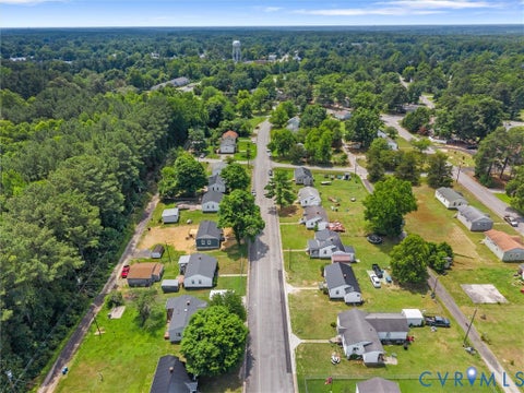 Tiny photo for 206 Gravatt Avenue, Blackstone, VA 23824 (MLS # 2616711)