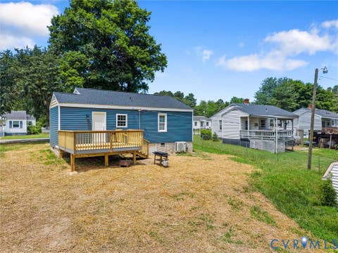 Tiny photo for 206 Gravatt Avenue, Blackstone, VA 23824 (MLS # 2616711)