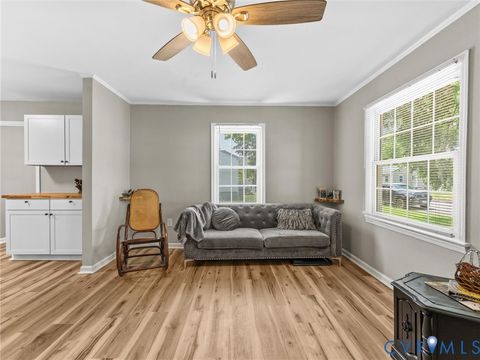 Tiny photo for 206 Gravatt Avenue, Blackstone, VA 23824 (MLS # 2616711)