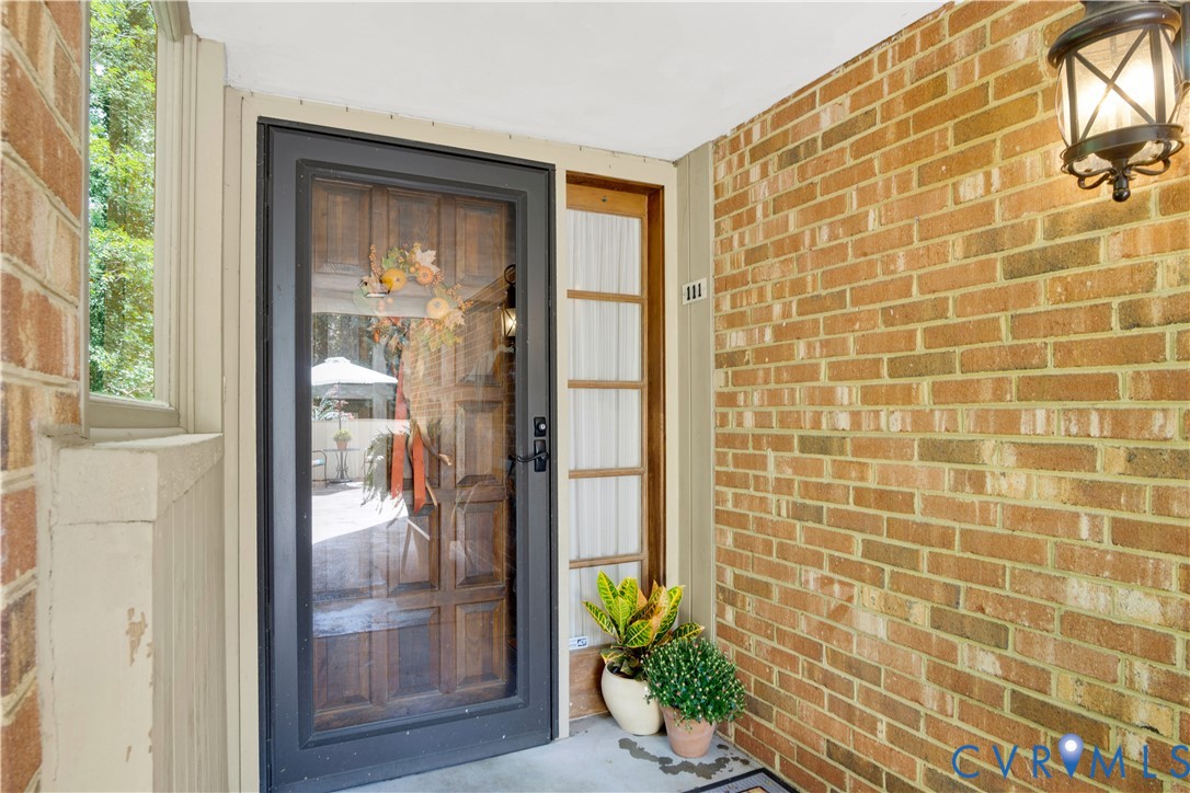 376 Merrimac Trail 111