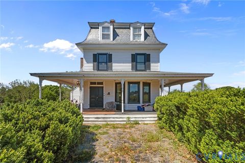 Photo of 9700 Glebe Lane, Amelia Courthouse, VA 23002 (MLS # 2611098)