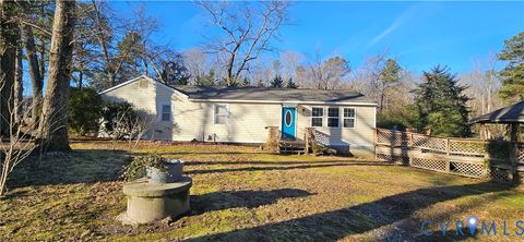 Photo of 8100 Rural Point Road, Mechanicsville, VA 23116 (MLS # 2600441)