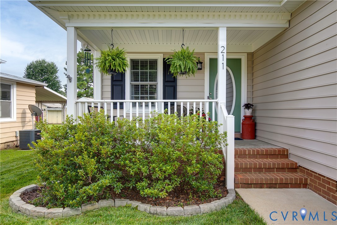 211 Cloverhill Avenue