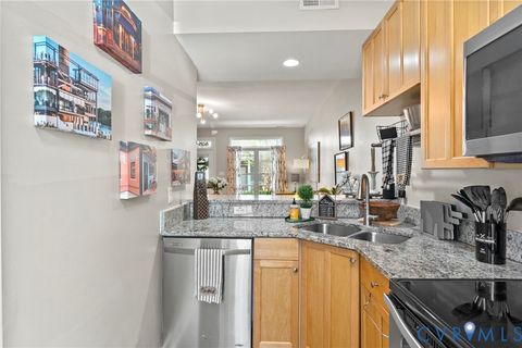Tiny photo for 605 Spring Street #B, Richmond, VA 23220 (MLS # 2608269)