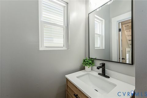 Tiny photo for 607 N 37th Street, Richmond, VA 23223 (MLS # 2614788)