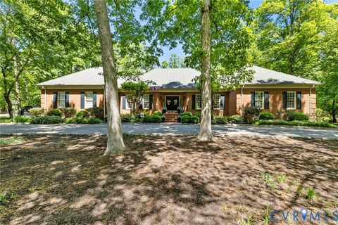Photo of 28 E Lower Tuckahoe Road, Richmond, VA 23238 (MLS # 2609773)