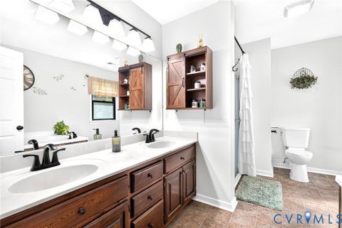 Tiny photo for 14580 Makenzie Lee Road, Disputanta, VA 23842 (MLS # 2627032)