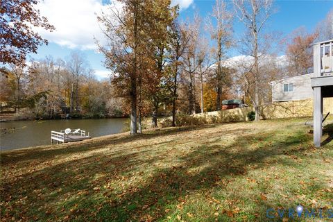 Tiny photo for 6904 Lakeshore Court, Quinton, VA 23141 (MLS # 2532552)
