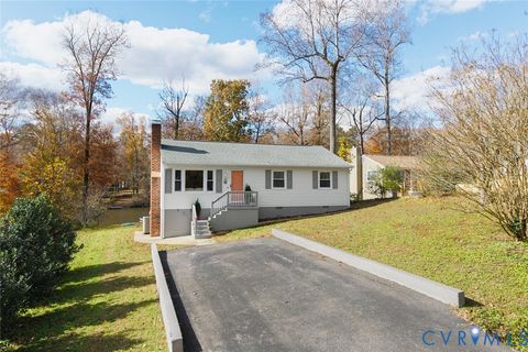 Tiny photo for 6904 Lakeshore Court, Quinton, VA 23141 (MLS # 2532552)