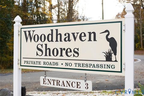 Tiny photo for 6904 Lakeshore Court, Quinton, VA 23141 (MLS # 2532552)