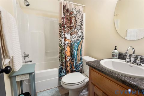 Tiny photo for 6904 Lakeshore Court, Quinton, VA 23141 (MLS # 2532552)