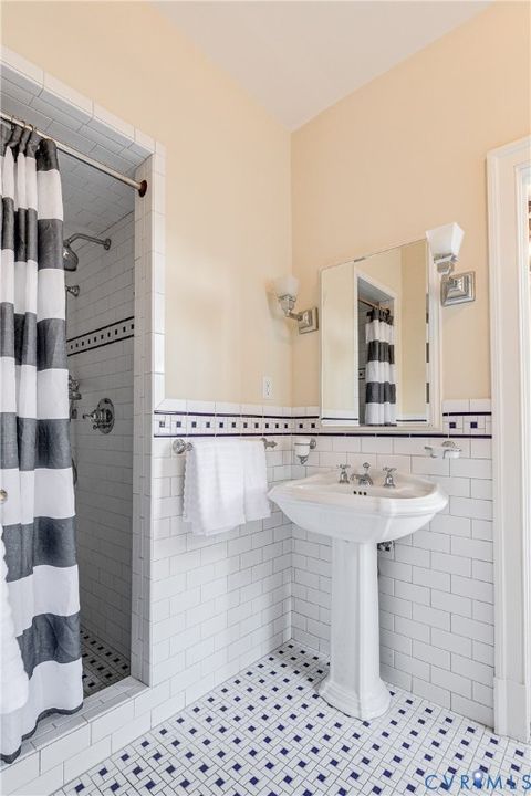 Tiny photo for 5621 Cary Street Road #U101, Richmond, VA 23226 (MLS # 2603286)