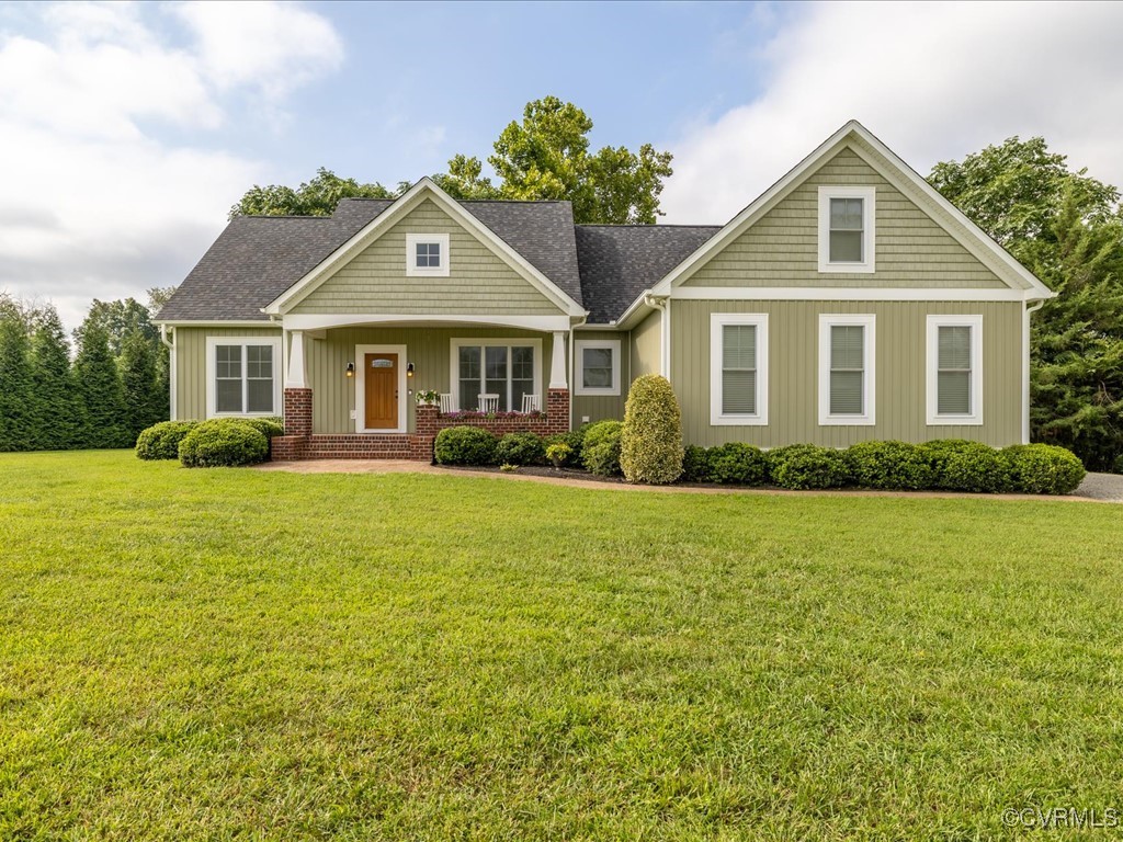 1130 Sparrows Lane