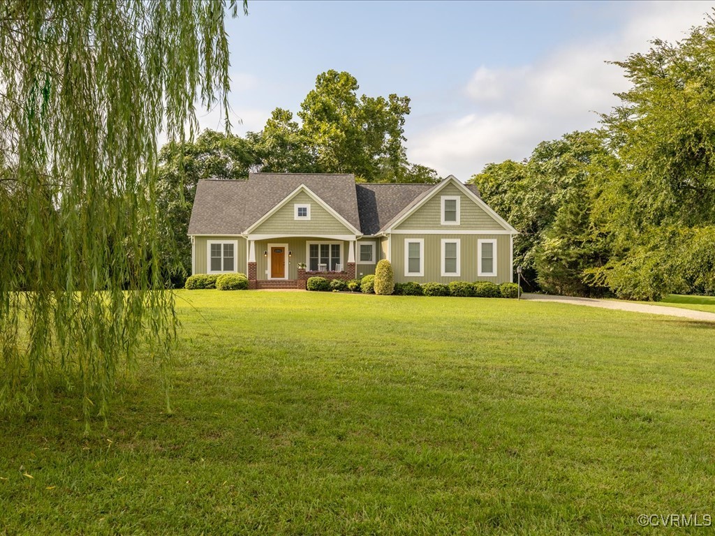 1130 Sparrows Lane
