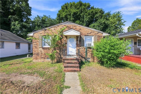 Photo of 326 N Old Church Street, Petersburg, VA 23803 (MLS # 2623924)