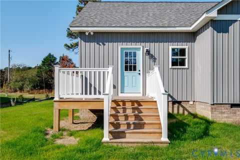 Tiny photo for 7997 Pennsylvania Avenue, West Point, VA 23181 (MLS # 2628276)