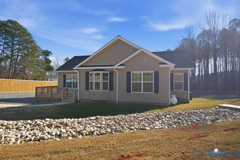 Tiny photo for 2276 Shiloh Church Road, Palmyra, VA 22963 (MLS # 2533892)