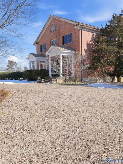 11152 Cross County Road Mineral VA 23117