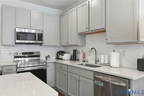 Tiny photo for 1900 Roseneath Road #4B, Richmond, VA 23230 (MLS # 2613282)