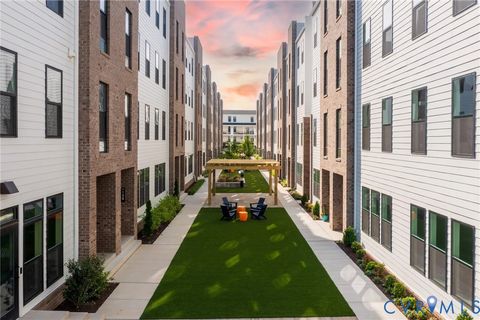 Tiny photo for 1900 Roseneath Road #4B, Richmond, VA 23230 (MLS # 2613282)