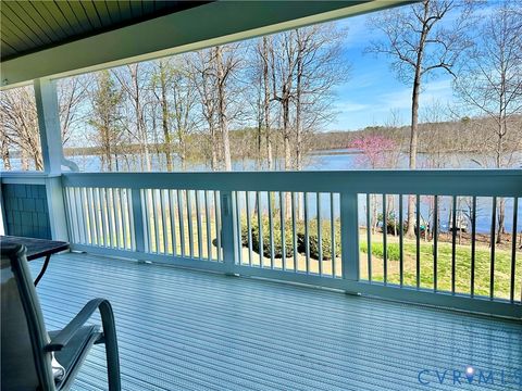 Photo of 34 Spinnaker Cove Drive, Midlothian, VA 23112 (MLS # 2607011)