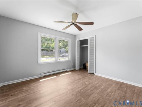 Tiny photo for 604 Smithfield Avenue, Hopewell, VA 23860 (MLS # 2603425)