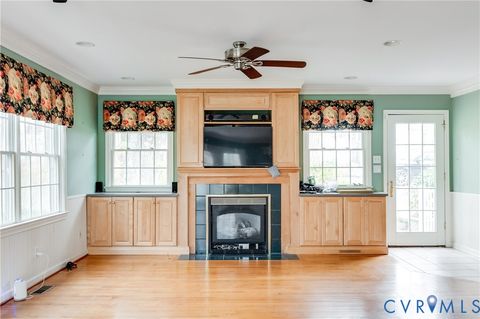 Tiny photo for 1976 Essex Mill Road, Dunnsville, VA 22454 (MLS # 2531581)