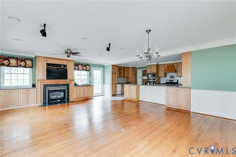 Tiny photo for 1976 Essex Mill Road, Dunnsville, VA 22454 (MLS # 2531581)