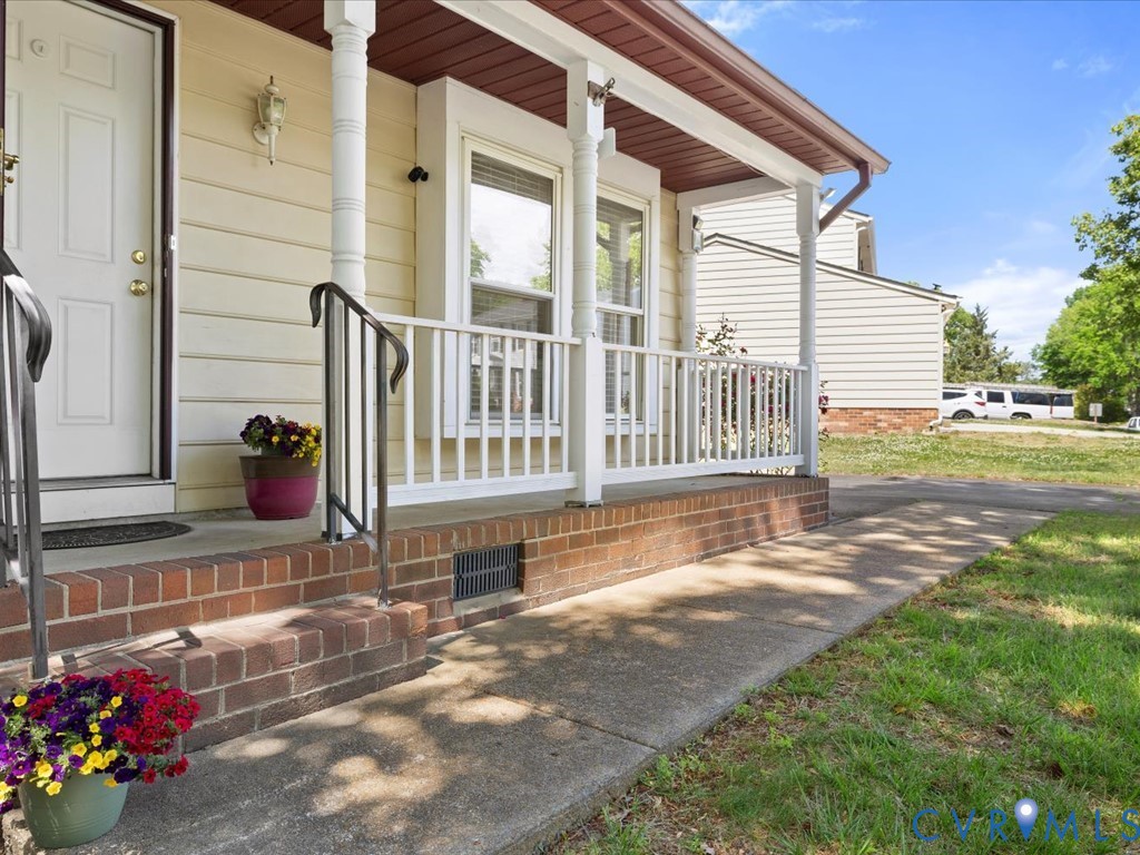 4706 Kellywood Drive