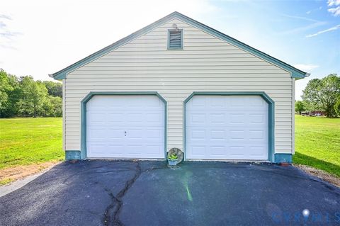 Tiny photo for 7641 Elko Road, Sandston, VA 23150 (MLS # 2609699)