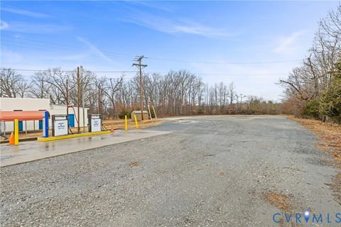 Tiny photo for 16855 Oak Street, Dillwyn, VA 23936 (MLS # 2608899)