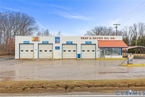 Tiny photo for 16855 Oak Street, Dillwyn, VA 23936 (MLS # 2608899)