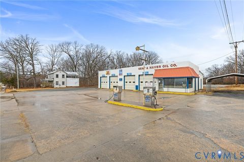 Tiny photo for 16855 Oak Street, Dillwyn, VA 23936 (MLS # 2608899)