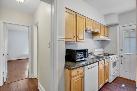 Tiny photo for 3535 Hanover Avenue #B, Richmond, VA 23221 (MLS # 2526097)