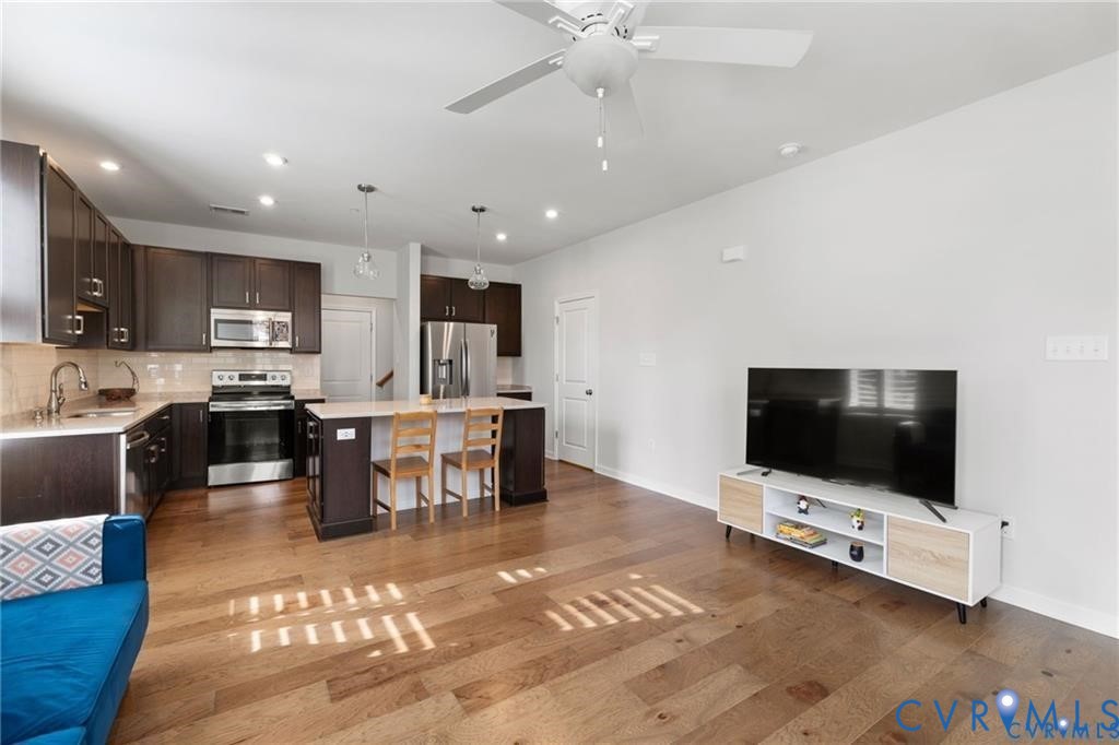 7417 Hancock Towns Court