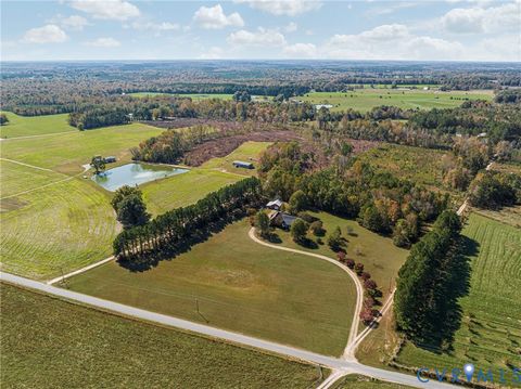 Photo of 12600 Horseshoe Loop, Amelia, VA 23002 (MLS # 2529596)