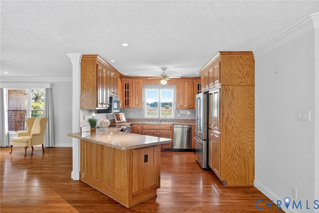 12600 Horseshoe Loop