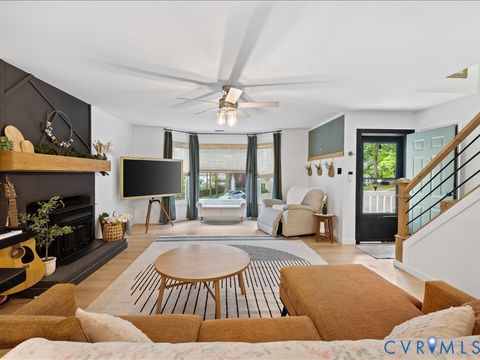 Tiny photo for 6806 Full Rack Circle, Midlothian, VA 23112 (MLS # 2612489)