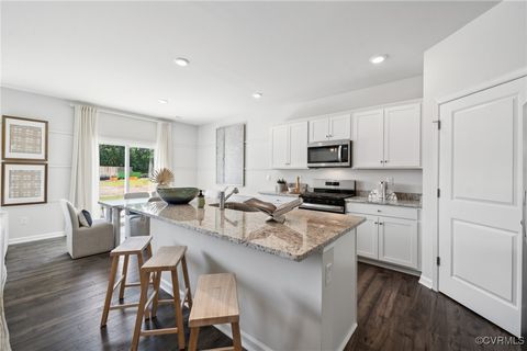 7006 Sanguine Mews Chesterfield VA 23234