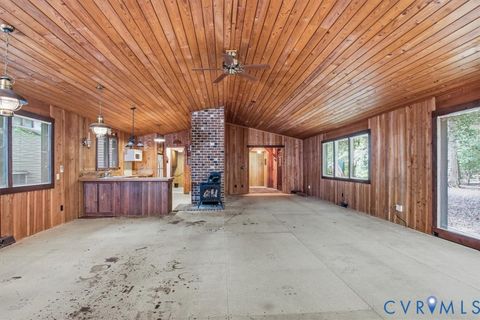 Tiny photo for 7581 Granny Valley Road, Gloucester, VA 23061 (MLS # 2618597)