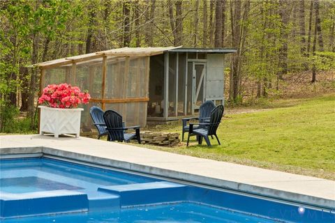 Tiny photo for 21725 Cherry Row Lane, Jetersville, VA 23083 (MLS # 2609226)