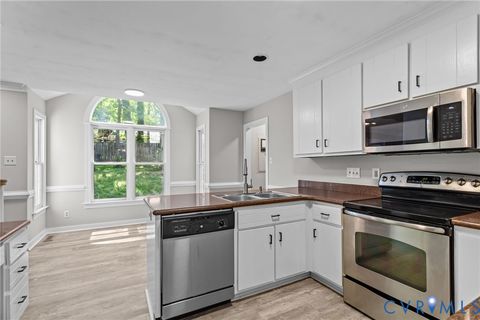 Tiny photo for 13607 Knobhill Court, Midlothian, VA 23114 (MLS # 2602207)