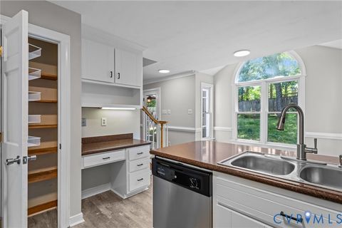 Tiny photo for 13607 Knobhill Court, Midlothian, VA 23114 (MLS # 2602207)