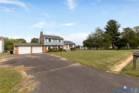Photo of 6310 Tammy Lane, Mechanicsville, VA 23111 (MLS # 2626682)