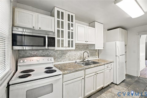 Tiny photo for 1007-1009 Hinton Street, Petersburg, VA 23803 (MLS # 2626484)