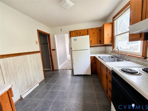 Tiny photo for 133 N Linden Avenue, Highland Springs, VA 23075 (MLS # 2619622)