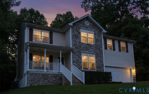 Photo of 3710 Andover Lane Ln, Fredericksburg, VA 22408 (MLS # 2600474)