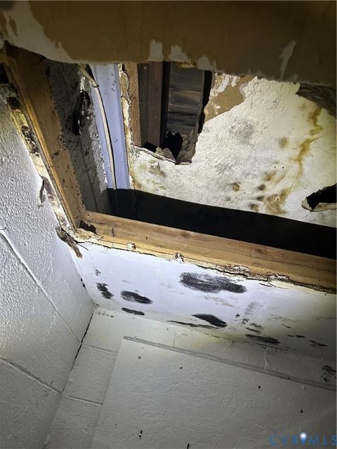 Tiny photo for 650 S Jones Street, Petersburg, VA 23803 (MLS # 2533541)